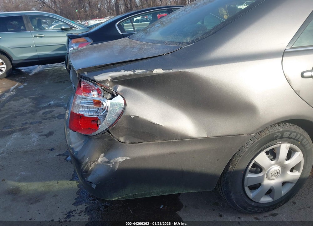 2003 TOYOTA CAMRY LE VIN: 4T1BE32K23U705725