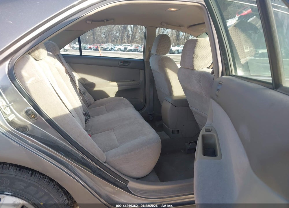 2003 TOYOTA CAMRY LE VIN: 4T1BE32K23U705725