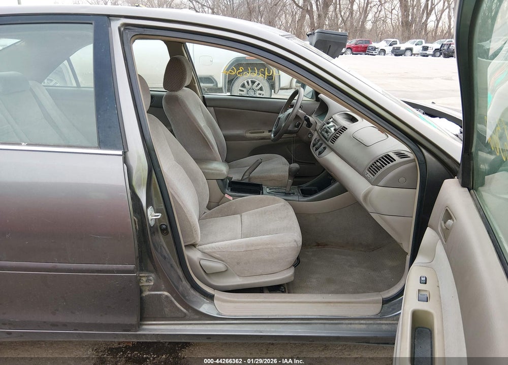 2003 TOYOTA CAMRY LE VIN: 4T1BE32K23U705725