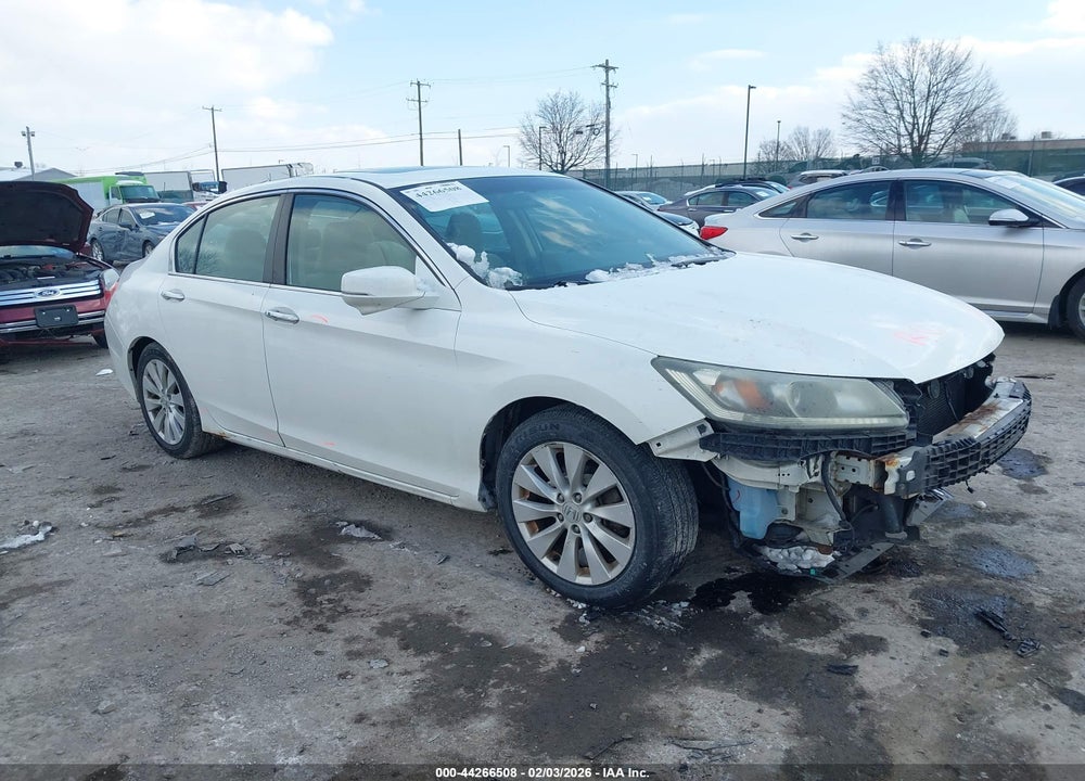 2013 HONDA ACCORD EX VIN: 1HGCR2F70DA118246
