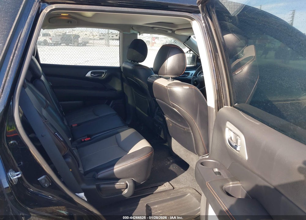 2020 NISSAN PATHFINDER SL 2WD VIN: 5N1DR2CN4LC649048