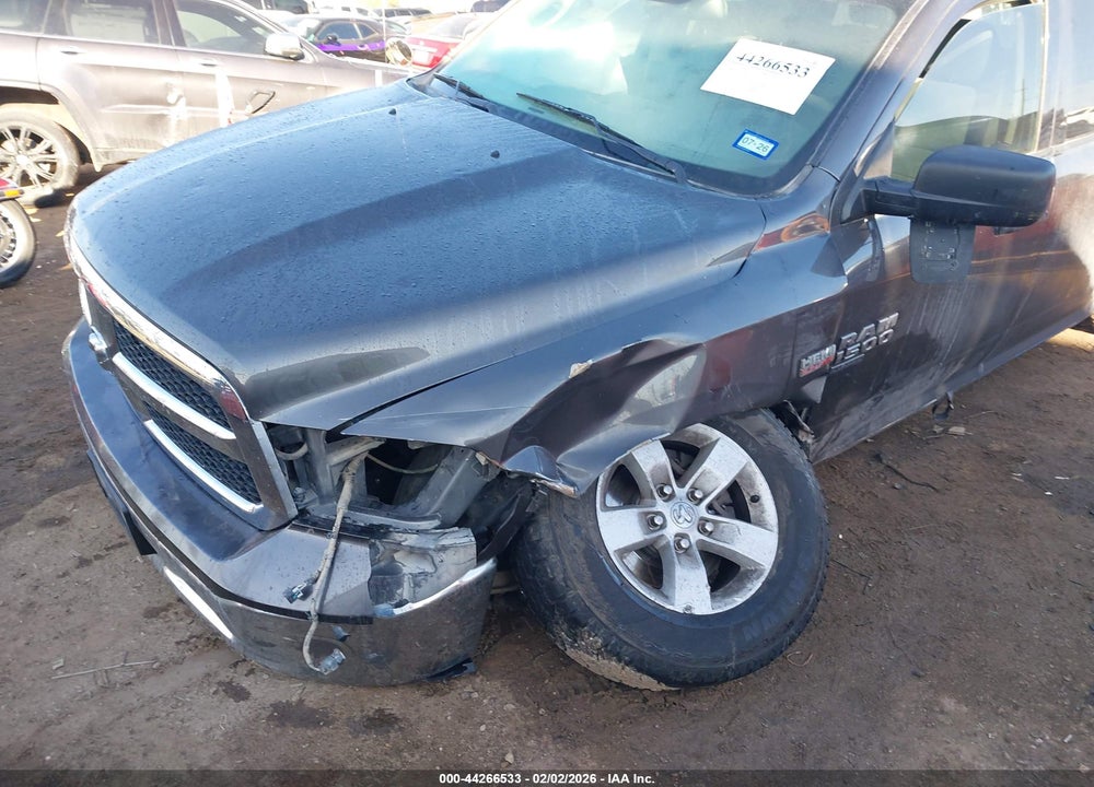 2019 RAM 1500 CLASSIC VIN: 3C6RR7KT8KG723484