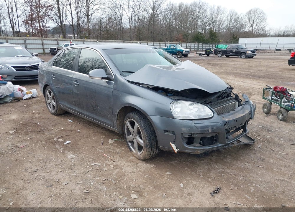 2010 VOLKSWAGEN JETTA TDI VIN: 3VWRL7AJ3AM144345