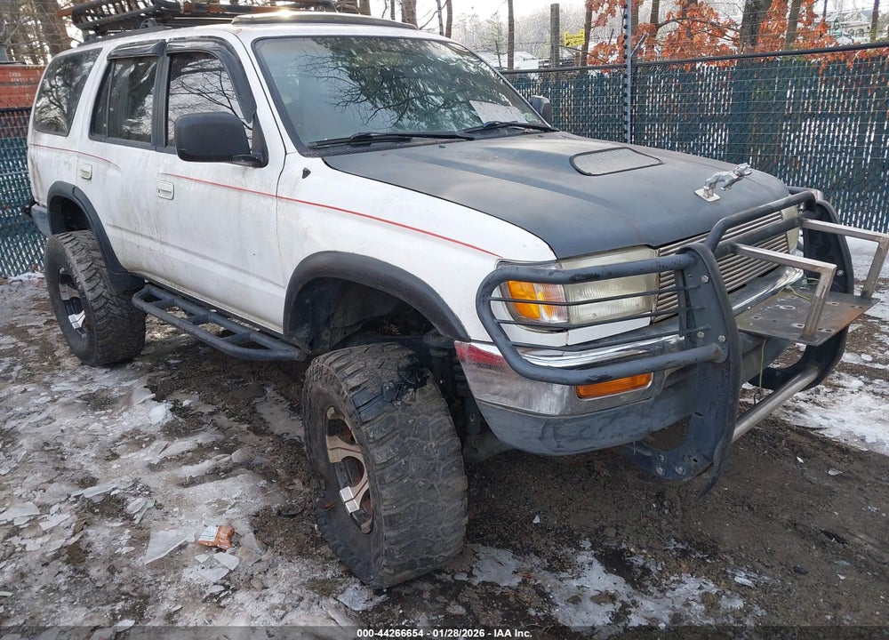 1996 TOYOTA 4RUNNER SR5 VIN: JT3HN86R2T0024768