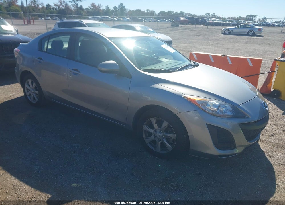 2011 MAZDA 3 I TOURING VIN: JM1BL1VF9B1490289