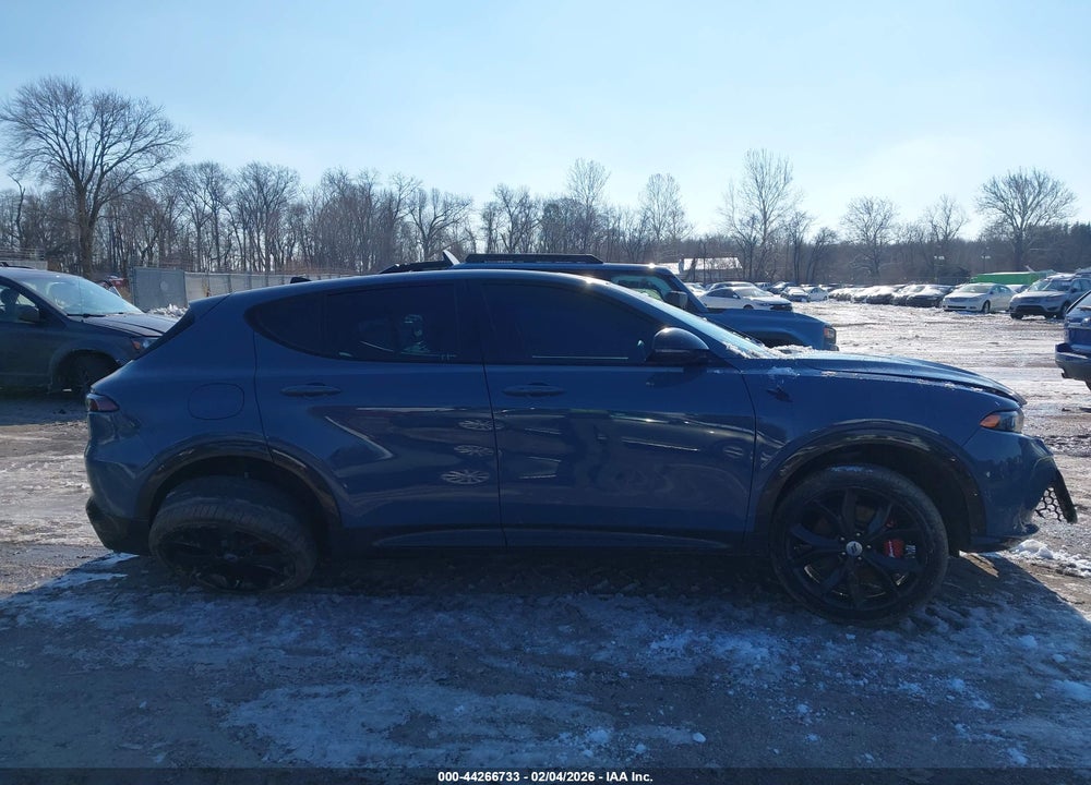 2024 DODGE HORNET R/T PLUS EAWD VIN: ZACPDFDW1R3A16730