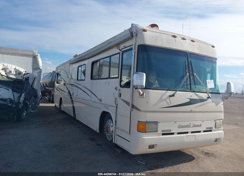 1999 COUNTRY COACH INTRIGUE VIN: 4U7B5EK17X1100909