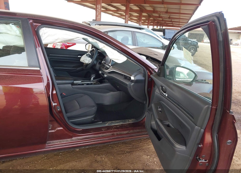 2024 NISSAN ALTIMA SV FWD VIN: 1N4BL4DV7RN372552