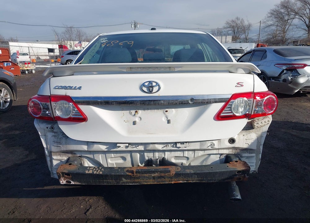 2013 TOYOTA COROLLA S VIN: 2T1BU4EE2DC111332