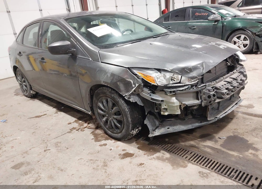 2018 FORD FOCUS S VIN: 1FADP3E23JL287445