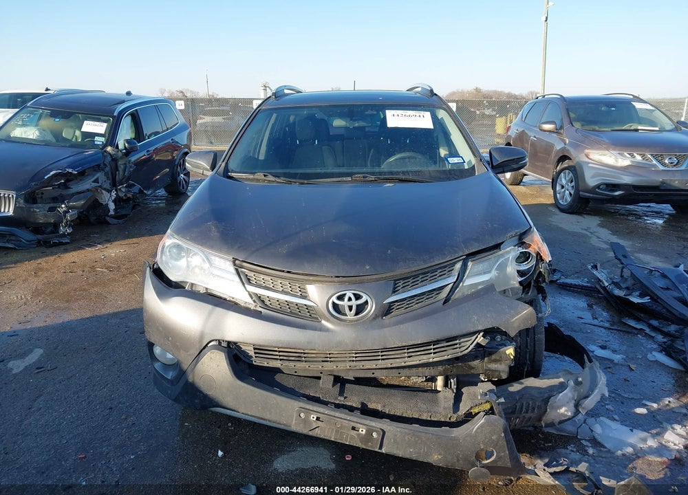 2015 TOYOTA RAV4 XLE VIN: 2T3WFREV5FW195390