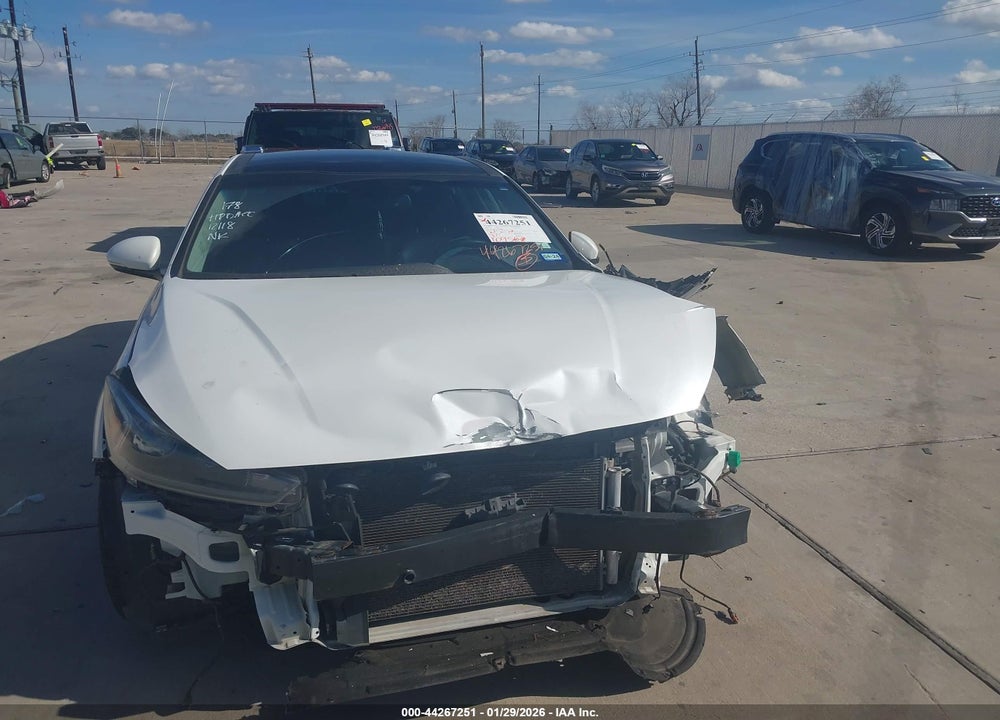 2017 KIA CADENZA PREMIUM VIN: KNALC4J1XH5069695
