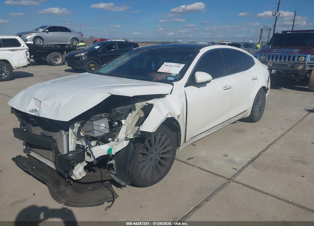 2017 KIA CADENZA PREMIUM VIN: KNALC4J1XH5069695