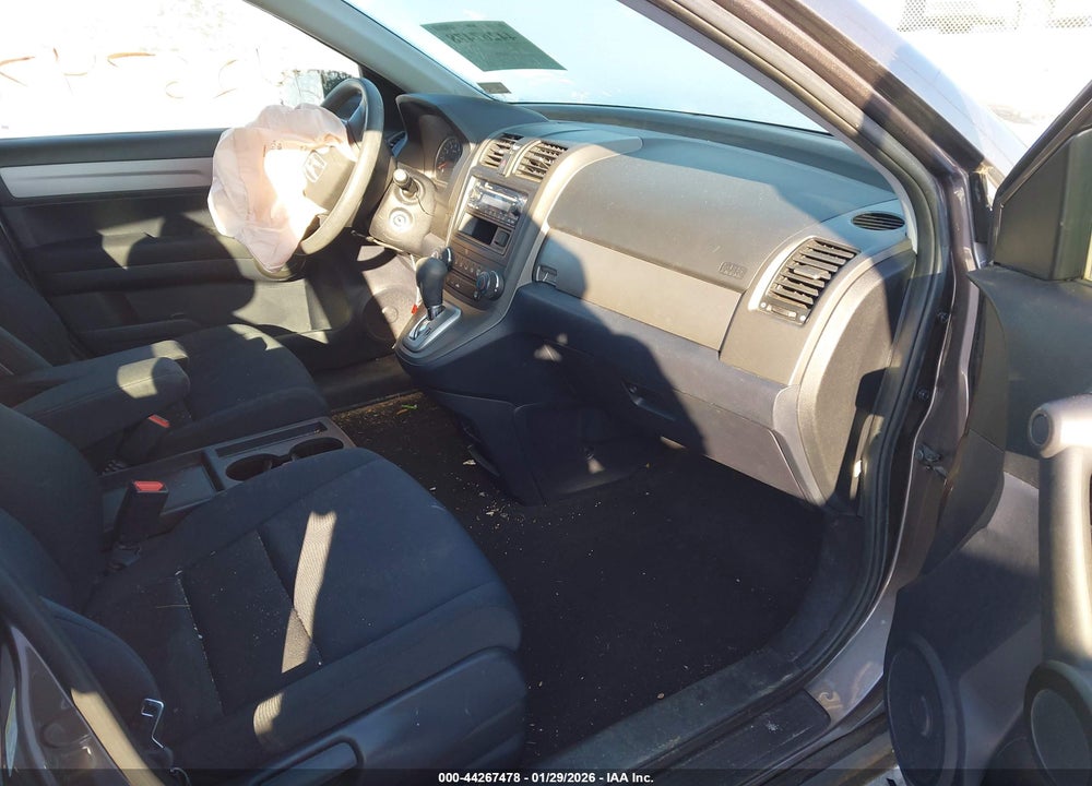 2011 HONDA CR-V LX VIN: 5J6RE4H31BL083612