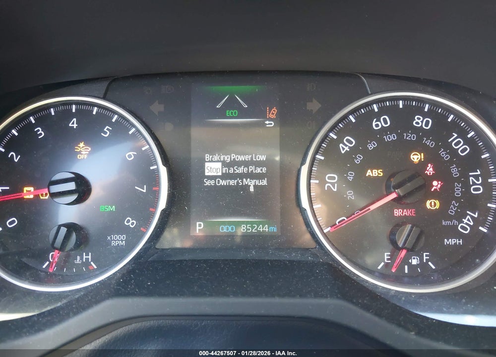 2019 TOYOTA RAV4 XLE PREMIUM VIN: JTMC1RFV0KD029575