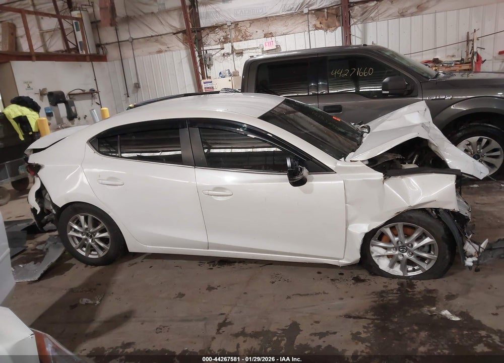 2018 MAZDA 3 SPORT VIN: 3MZBN1U78JM230873