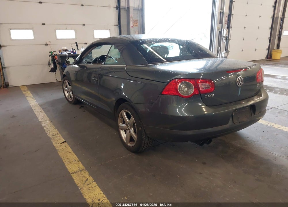 2007 VOLKSWAGEN EOS 2.0T VIN: WVWDA71FX7V032008