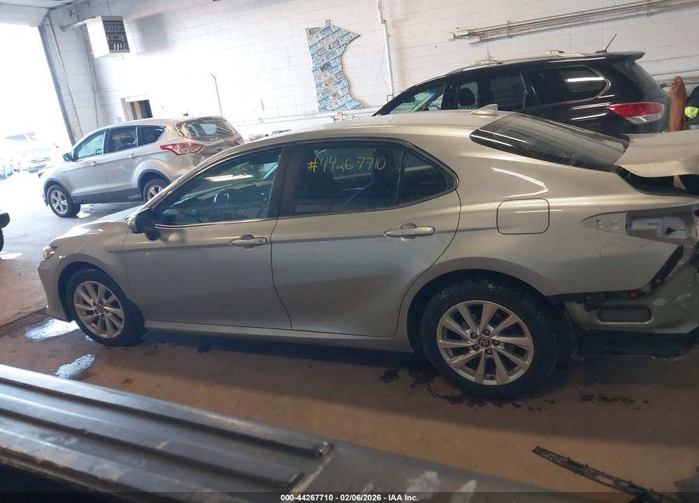 2021 TOYOTA CAMRY LE AWD VIN: 4T1C11BK5MU023198