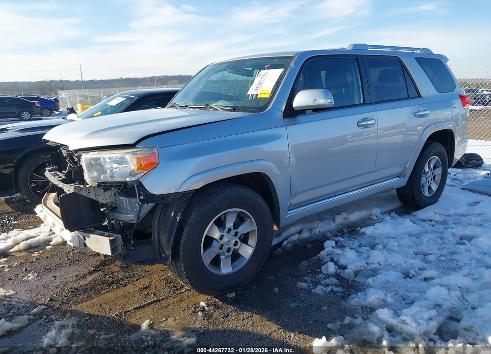 2011 TOYOTA 4RUNNER SR5 V6 VIN: JTEZU5JR7B5018924