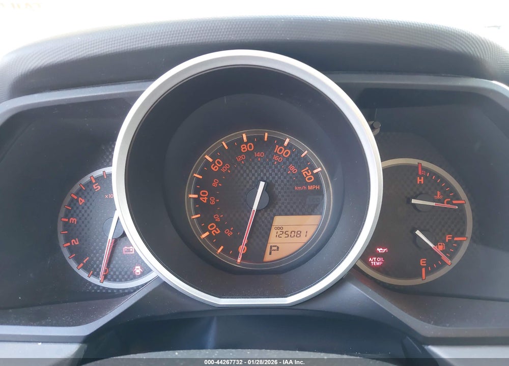 2011 TOYOTA 4RUNNER SR5 V6 VIN: JTEZU5JR7B5018924