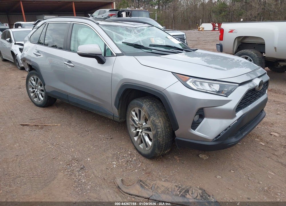 2021 TOYOTA RAV4 XLE PREMIUM VIN: 2T3C1RFV0MC135399