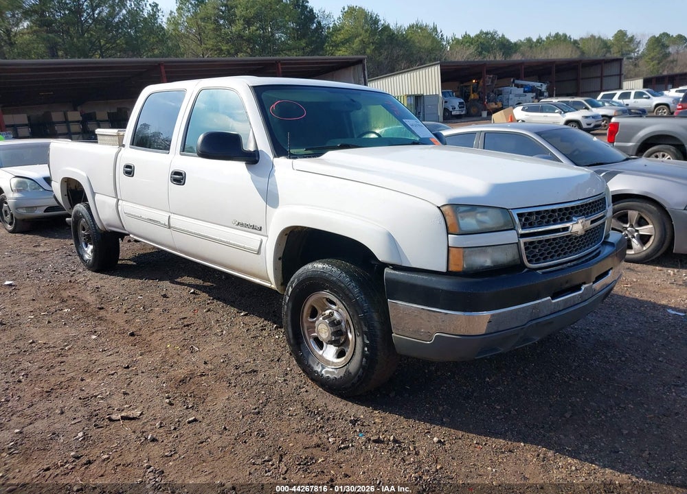 2005 CHEVROLET SILVERADO 2500HD LS VIN: 1GCHC23U35F966366