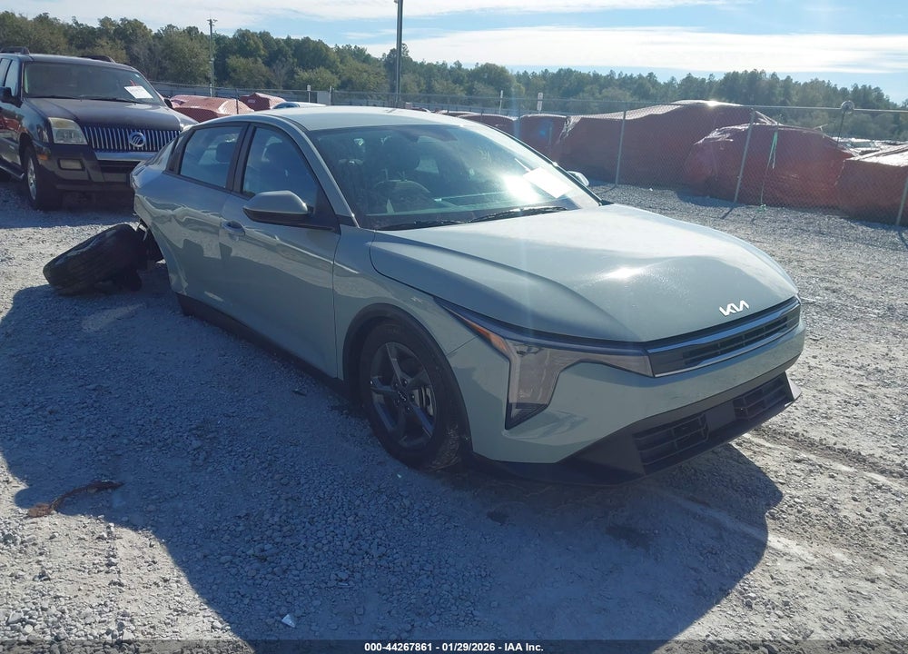 2025 KIA K4 LXS VIN: 3KPFT4DE1SE040158