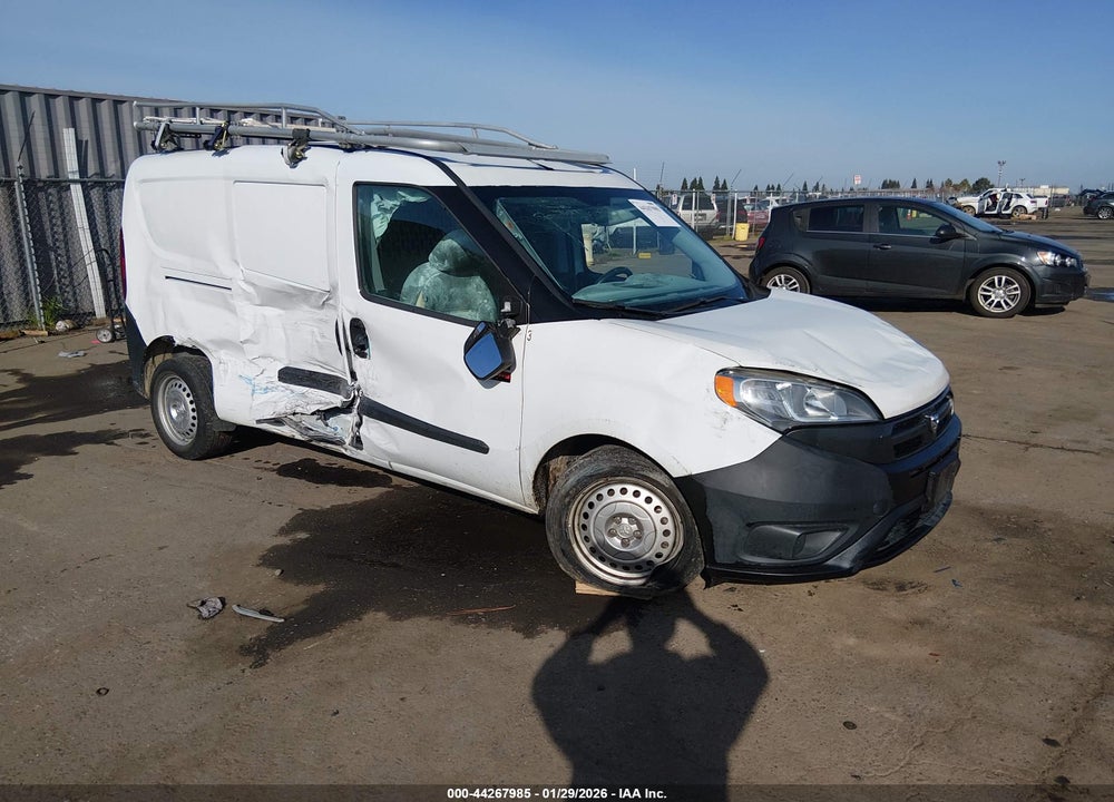 2018 RAM PROMASTER CITY TRADESMAN VIN: ZFBERFAB2J6L19481