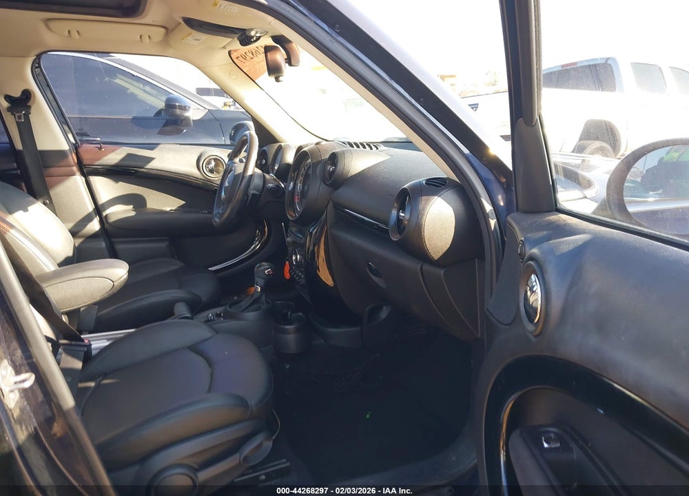 2016 MINI COUNTRYMAN COOPER S VIN: WMWZC3C56GWT07278