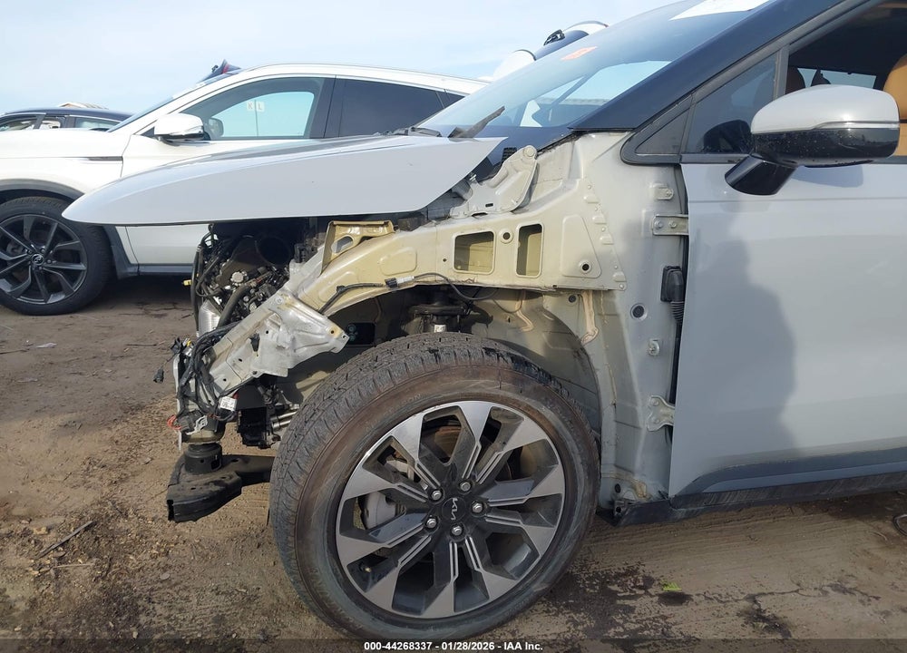2024 KIA CARNIVAL MPV EX VIN: KNDNC5H36R6355659