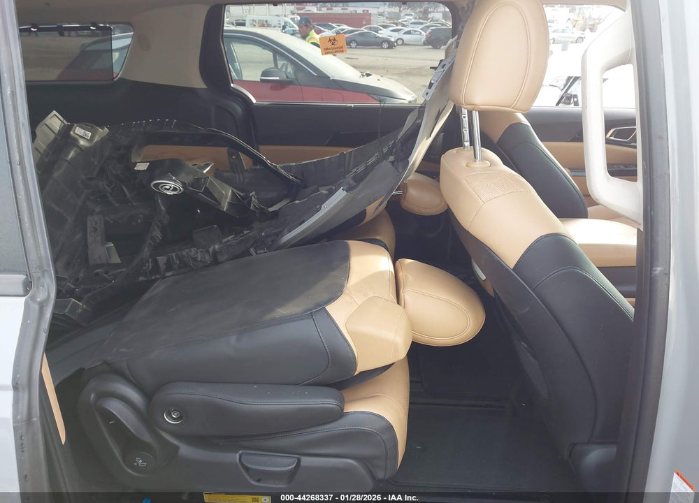 2024 KIA CARNIVAL MPV EX VIN: KNDNC5H36R6355659