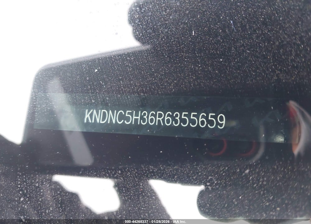 2024 KIA CARNIVAL MPV EX VIN: KNDNC5H36R6355659