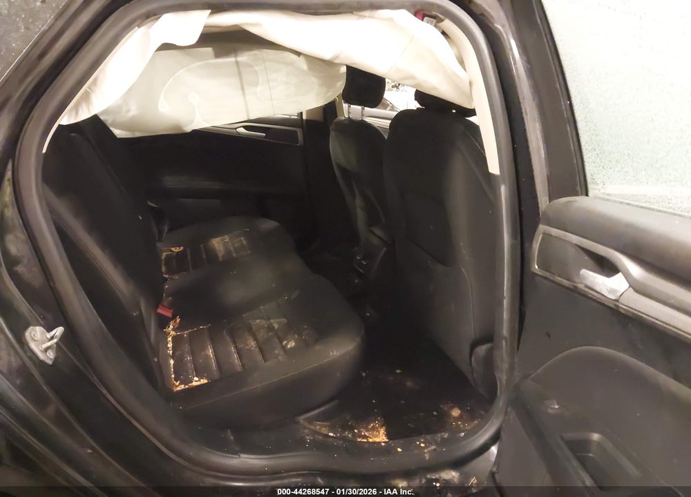2018 FORD FUSION SE VIN: 3FA6P0HD4JR266898