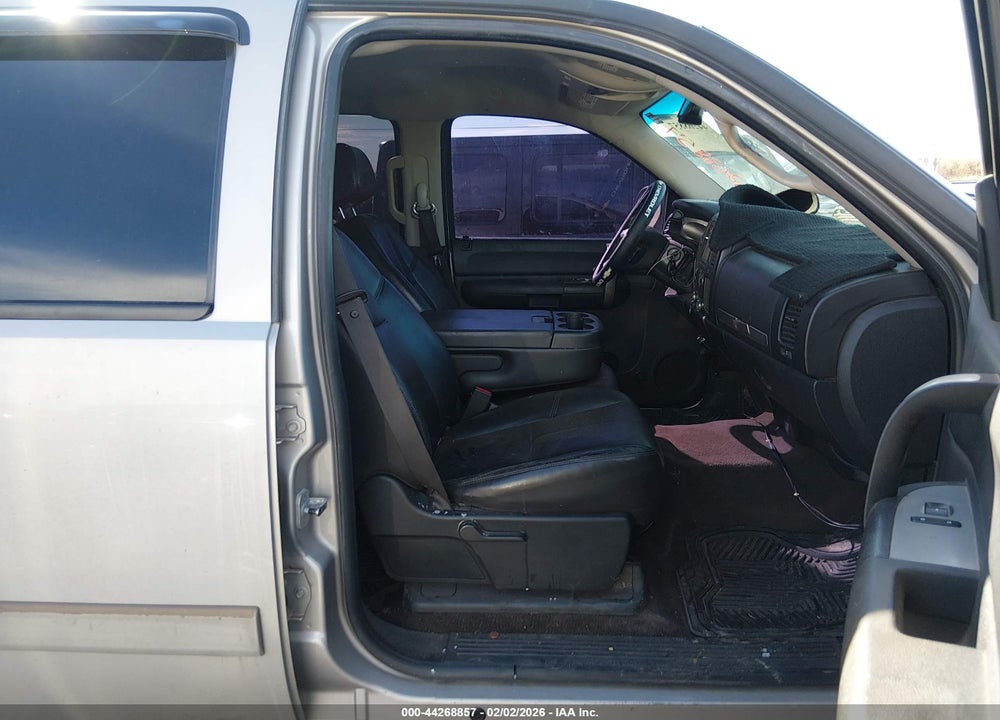 2008 CHEVROLET SILVERADO 1500 LT1 VIN: 3GCEC13J28G263041