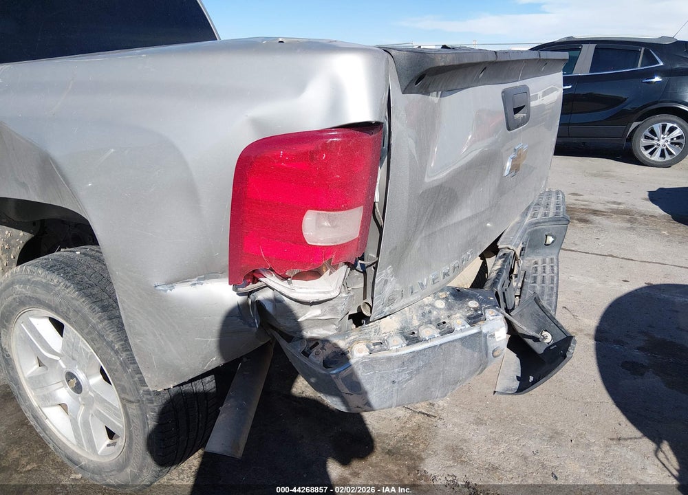 2008 CHEVROLET SILVERADO 1500 LT1 VIN: 3GCEC13J28G263041