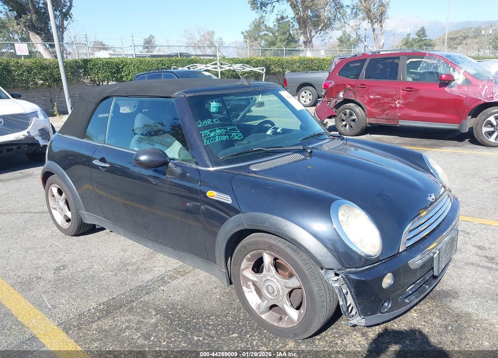 2005 MINI COOPER VIN: WMWRF33455TG10682