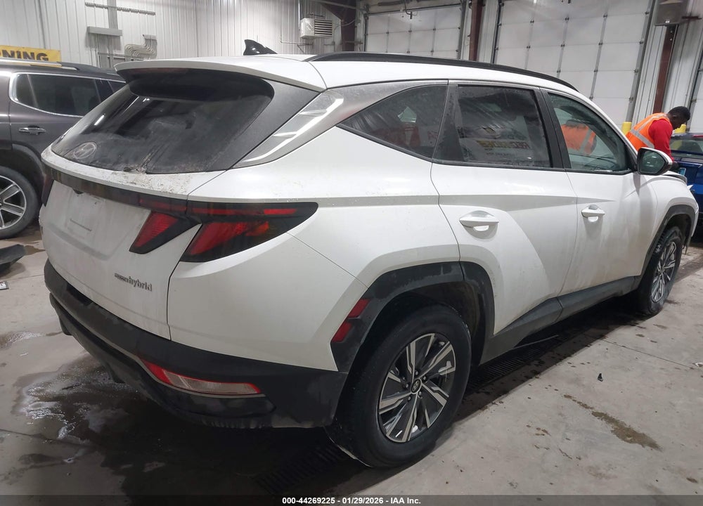 2024 HYUNDAI TUCSON HYBRID BLUE VIN: KM8JBCD12RU205436