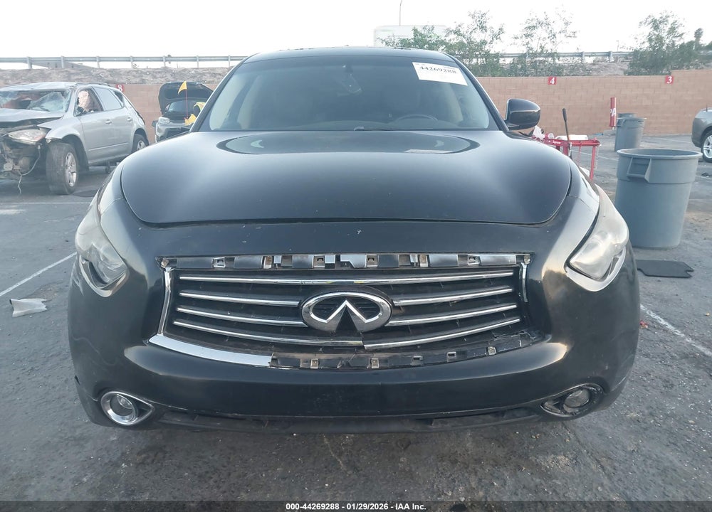 2016 INFINITI QX70 VIN: JN8CS1MU4GM670250