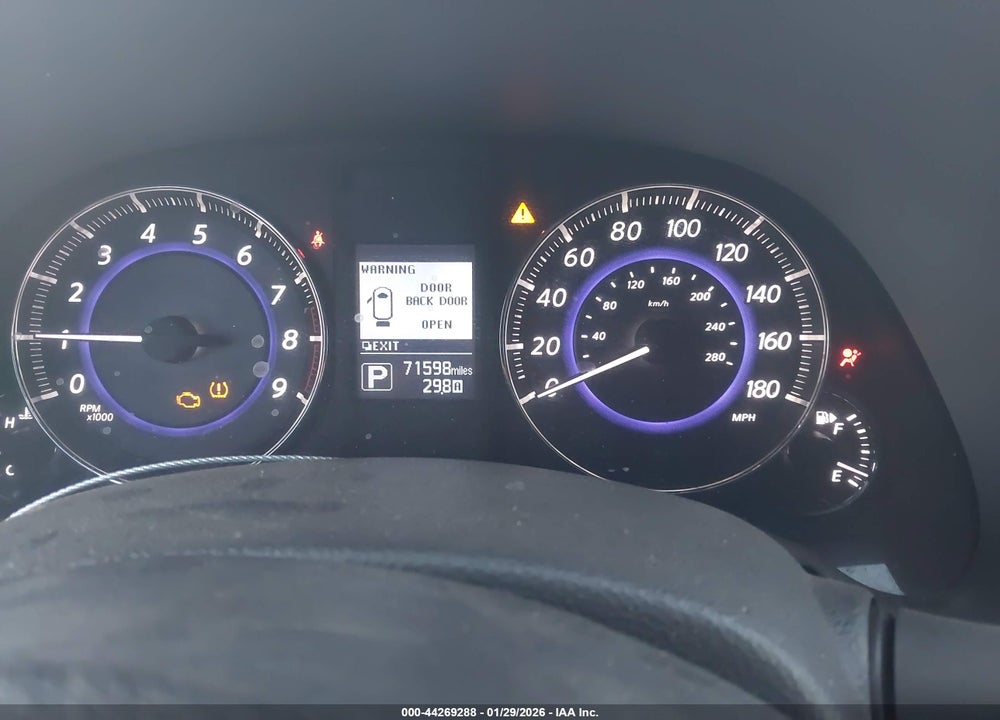 2016 INFINITI QX70 VIN: JN8CS1MU4GM670250