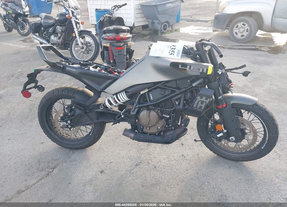 2024 HUSQVARNA VITPILEN 401/SVARTPILEN 401 VIN: MD2JUJ403RN208618