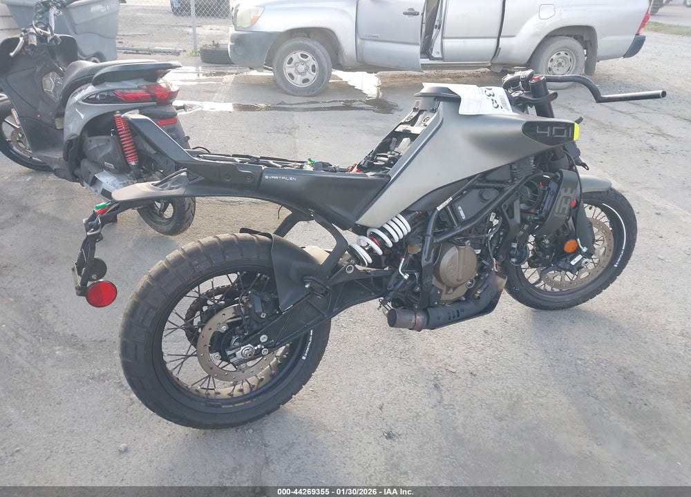 2024 HUSQVARNA VITPILEN 401/SVARTPILEN 401 VIN: MD2JUJ403RN208618