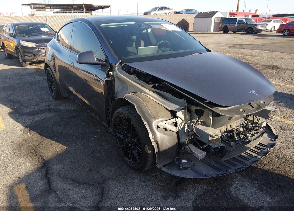 2023 TESLA MODEL Y AWD/LONG RANGE DUAL MOTOR ALL-WHEEL DRIVE VIN: 7SAYGDEE1PF882742