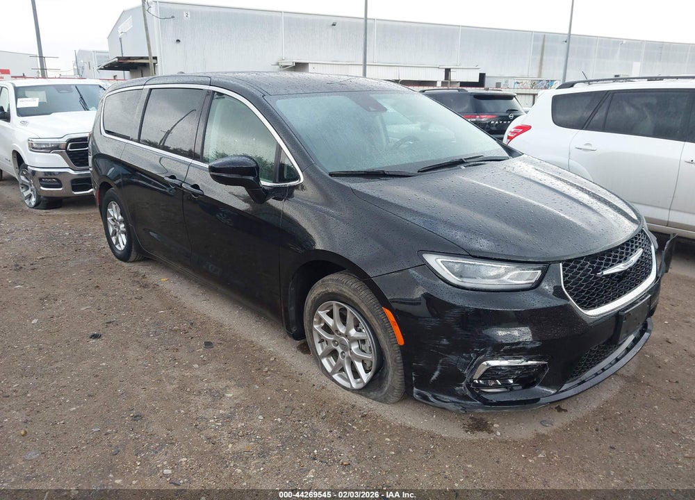 2024 CHRYSLER PACIFICA TOURING L VIN: 2C4RC1BG6RR153094