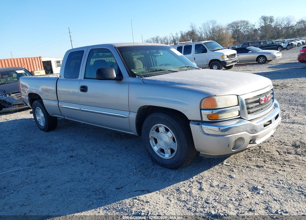 2005 GMC SIERRA 1500 SLE VIN: 2GTEC19VX51306443
