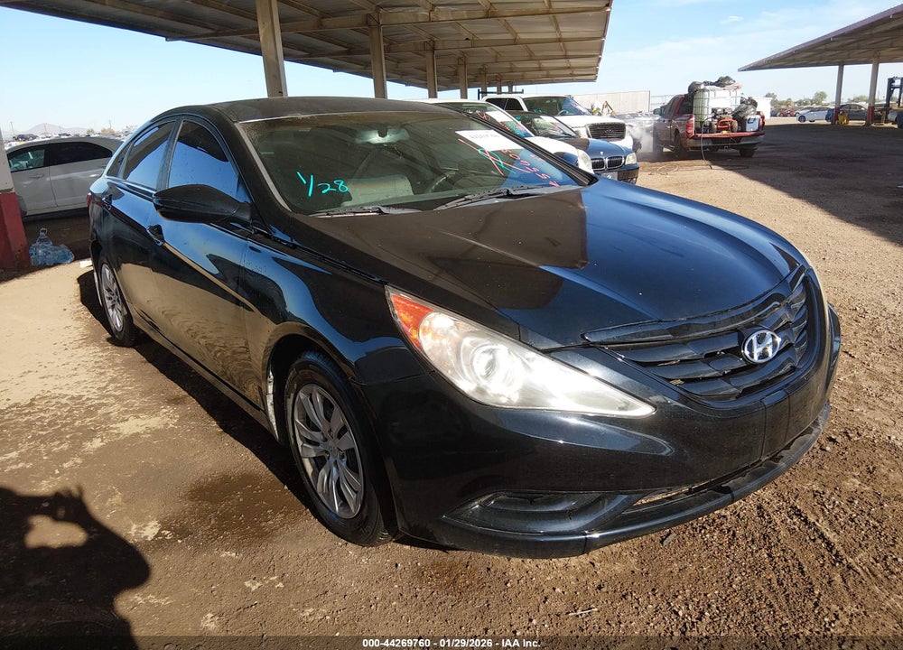 2013 HYUNDAI SONATA GLS VIN: 5NPEB4AC4DH556031