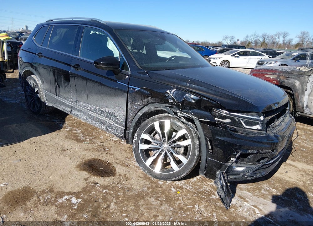 2020 VOLKSWAGEN TIGUAN 2.0T SEL PREMIUM R-LINE VIN: 3VV4B7AX4LM121262