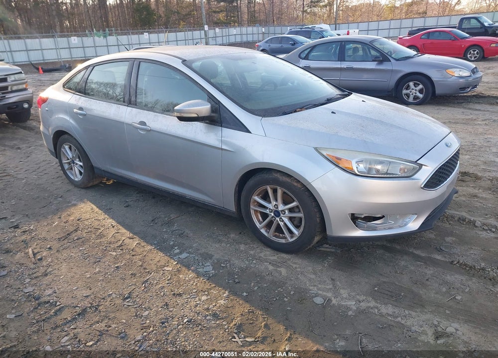 2016 FORD FOCUS SE VIN: 1FADP3F28GL244257