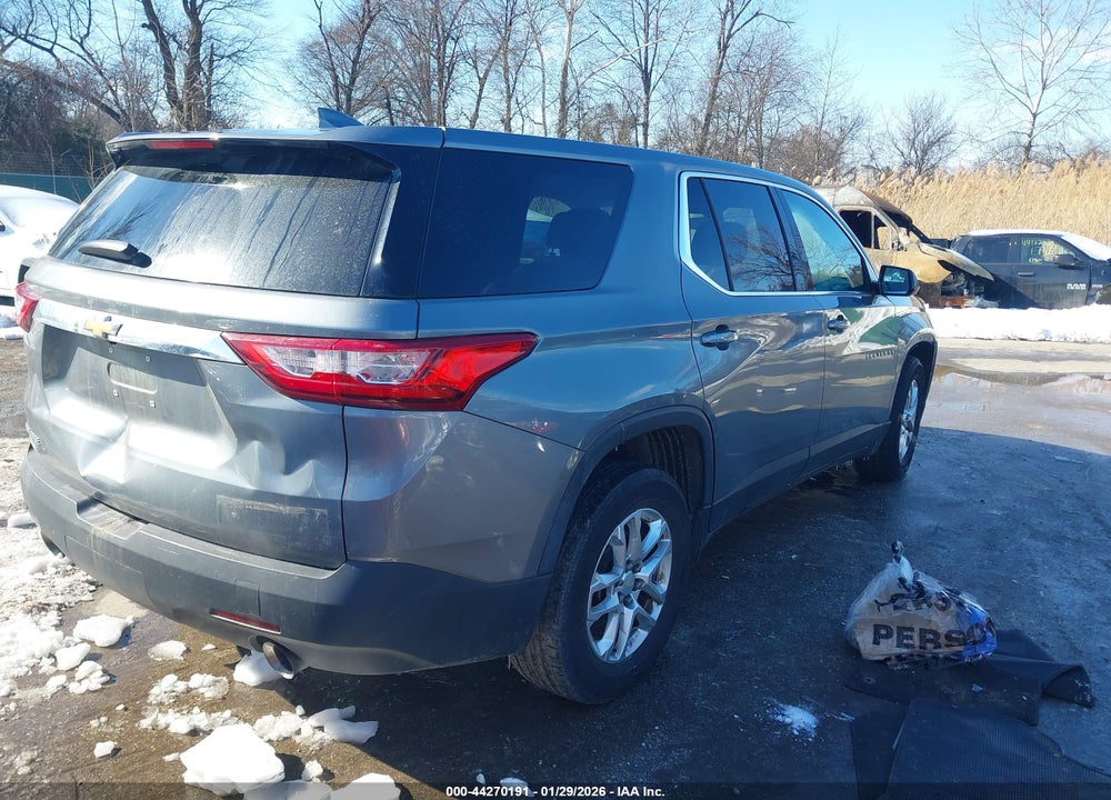 2018 CHEVROLET TRAVERSE LS VIN: 1GNERFKW5JJ112280