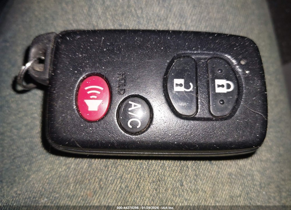 2011 TOYOTA PRIUS THREE VIN: JTDKN3DU7B5371395