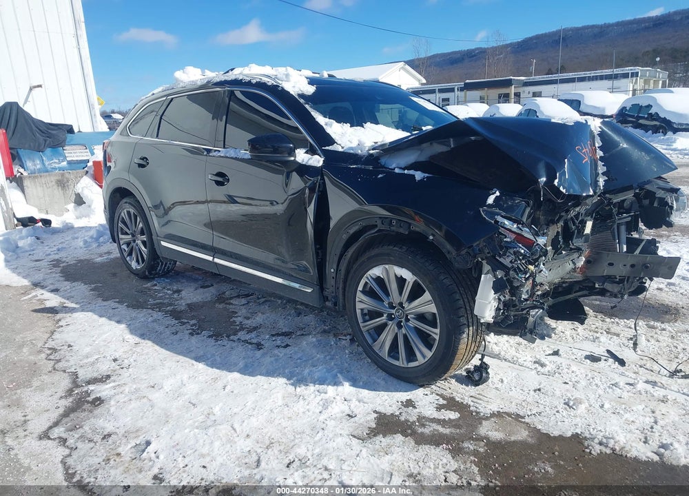 2022 MAZDA CX-9 SIGNATURE VIN: JM3TCBEY3N0610102